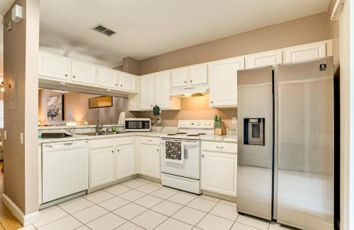Meadow Pointe House | Shop, Golf & More: Family Retreat in Wesley Chapel