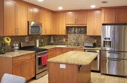 Isle of Palms House | Short or Mid term rental, Private pool, minutes to Mayo/Baptist Hospital