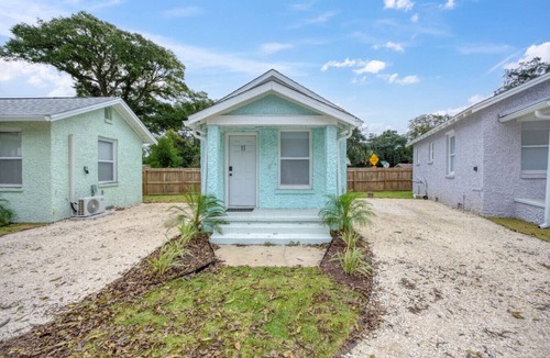 South Pensacola Cottage | Simple & Affordable Studio minutes from NAS