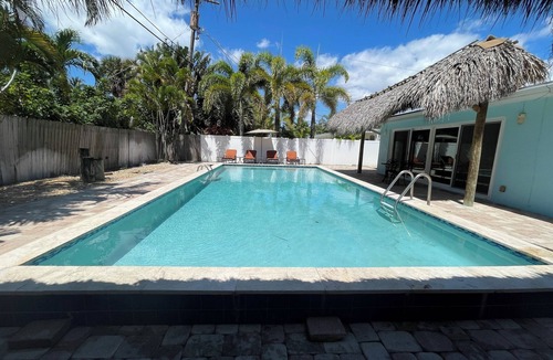 Singer Island House | Singer Island 4 bedrooms heated pool only steps away from our beautiful beach