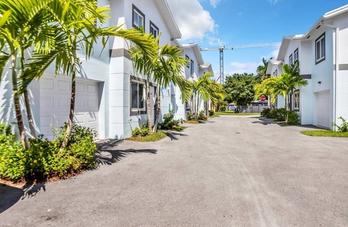 Downtown Fort Lauderdale House | Sistrunk Shades Villas #1 - Brand New Townhomes Downtown Fort Lauderdale
