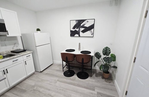 Spring Hill Apartment | Small but Cozy Private Stay/Weeki Wachee Springs