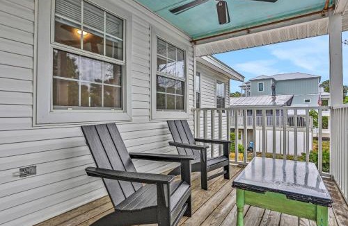 Gulfview Heights House | Snowbird-friendly home near the beach with large yard for dogs boats trailers
