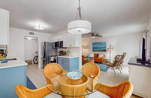 Whitney Beach House | Snowbird-friendly townhome with shared pool, WiFi, & central AC - near the beach
