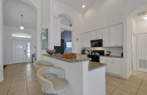 Loughman House | ✈ Solterra Resort - 5★ Clubhouse - Water Slides – Lazy River - Extended Pool ⛱