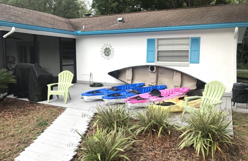 Homosassa House | Sonny Springs - Waterfront House on Homosassa Deep Canal with Dock!