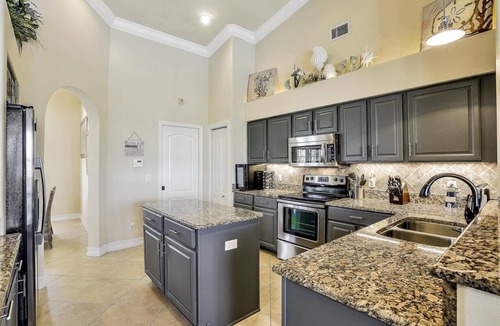 Pelican Villa | South Facing Luxury with Gulf Access, Pool & Dock