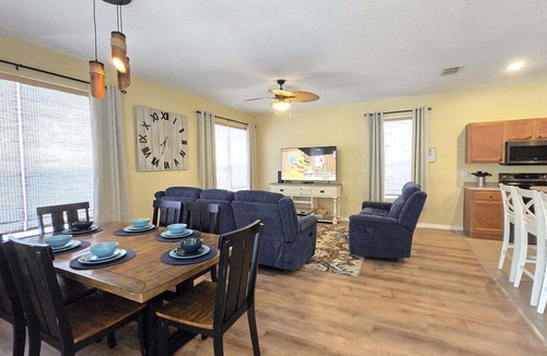 Watersong House | South facing pool and spa, gamesroom, gated community close to Disney World