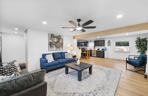 Tampa House | South Tampa Pool Retreat – Your Private Escape in the Heart of the City