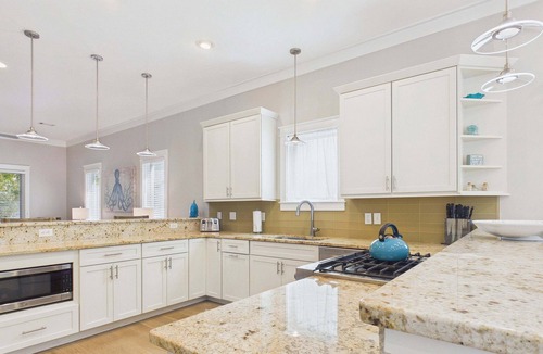 Greenway Park House | Southern Shell 74–Gated Retreat–Sleeps 9