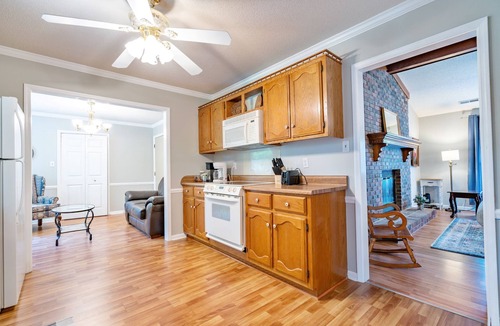 Decatur House | Space and Comfort at Crandon House
