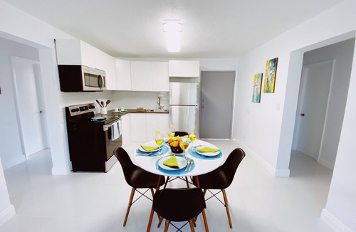 Coconut Grove Apartment | Spacious 2-Bed, 2-Bath in the Center of Miami w/Free Parking