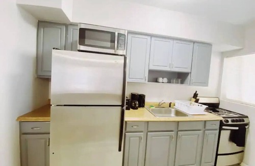 East Fort Lauderdale Apartment | Spacious 2-Bedroom Apt in Victoria Park – Near Fort Lauderdale’s Top Attractions