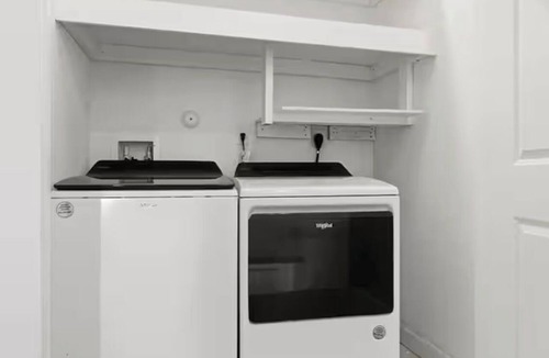 Florida City House | Spacious 3-bedroom townhome in peaceful Florida City with AC