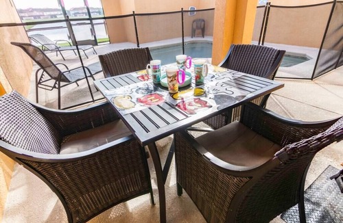 West Kissimmee House | Spacious 4 bed 3 bath Townhome with pool 5 STARS! Paradise Palms Gated Resort