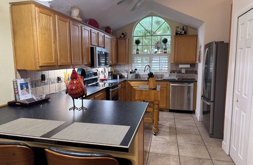 Apopka House | Spacious 4-bedroom house on beautiful Lake Apopka.
