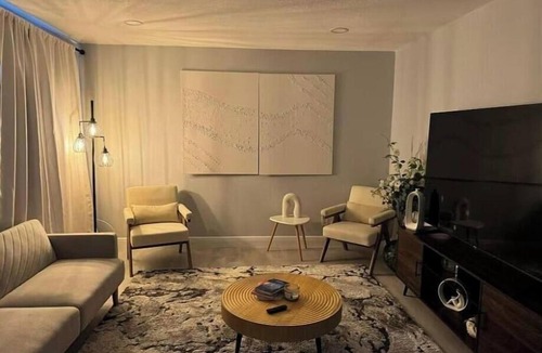 Bearss Plaza House | Spacious 4-bedroom townhome in fantastic Lutz with AC