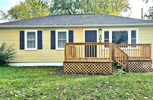 Crown Point House | Spacious 4-bedroom 2-bathroom house in charming Crown Point