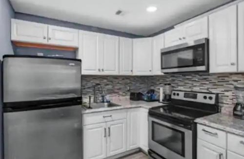 Lauderhill House | Spacious 4BR Home Work Friendly near Fort Lauderdale Airport