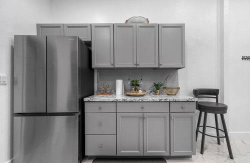 Central Fort Lauderdale House | Spacious 5-bedroom house with WiFi, AC in amazing Fort Lauderdale