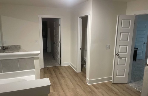 New Market House | Spacious 5-bedroom house in charming New Market with WiFi, AC