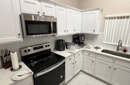 Silver Creek House | Spacious 5-bedroom house in wonderful Clermont with pool, jacuzzi, hot tub
