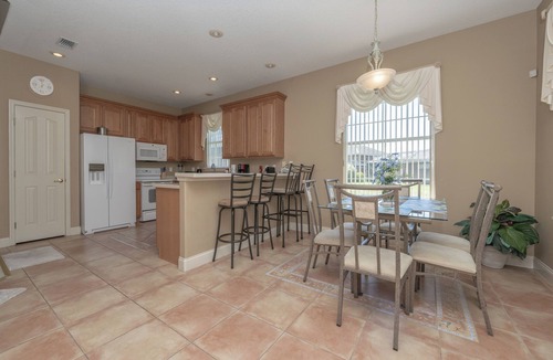 Tuscan Hills Villa | Spacious 5-bedroom Pool Villa in Davenport close to Disney and Attractions