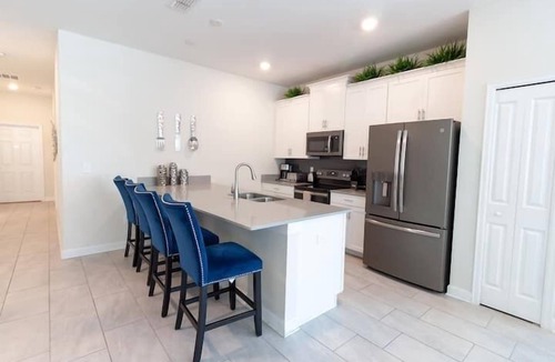Kissimmee House | Spacious 5-bedroom townhouse in Kissimmee, perfect for family getaways!