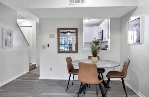 Urban Core Condo | Spacious Downtown Historic Springfield Condo