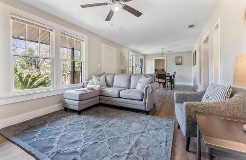 Saint Elmo House | Spacious Farmhouse Ranch Near Mobile