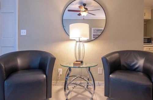 Santa Barbara Estates Apartment | Spacious Ground Floor/2 Bed 2 Bath/1 Queen Sofa