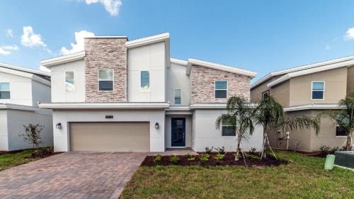 Davenport House | Spacious Luxury Home Near Disney & Universal