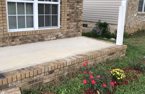 Shannon House | Spacious newly renovated, w/air 3 bedroom home on corner lot- park 2 cars
