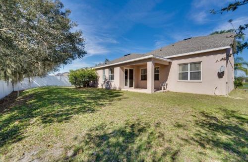 Kissimmee House | Spacious Vacation Rental w/Yard in Kissimmee!