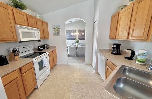 Solana House | Spacious Villa near Disney · Themed Rooms & Family-Friendly Community