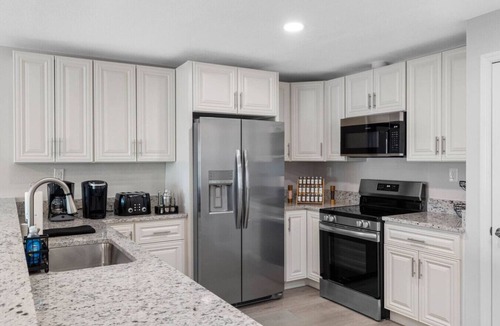 Tampa House | Spacious Waterfront Home Near Downtown Tampa