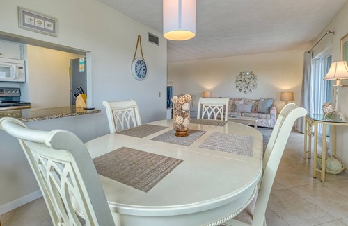 Indian Shores Condo | Spectacular Views & Endless Views! (Bldg. Construction-See Descrpt)