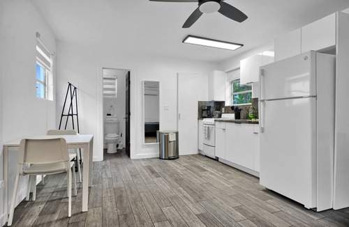 Buena Vista Apartment | Sri House Studio2- Free Parking