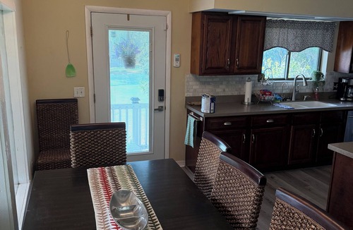 Satsuma House | St John’s River Retreat on Nortons Fish Camp Rd! Enjoyable 3 bed, 2 bath w/dock