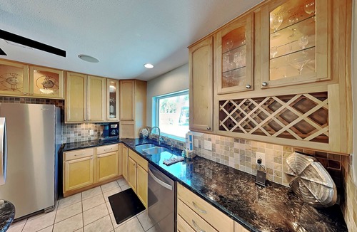 Toilla Segunda House | Stay Awhile | Backyard Oasis, Private Pool, Walk to Beach