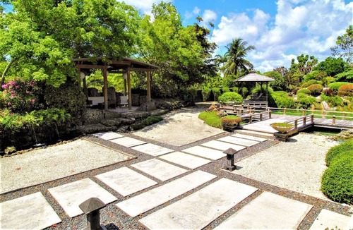 Homestead House | Stay in our cozy tiny house inside an award-winning garden in SW Miami-Dade’s beautiful Redlands!