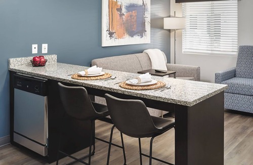 Dothan Apartment | stayAPT Suites Dothan