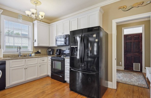 Pass Christian House | Steps From Sand! BEACH VIEW, 1 Blk to Park, 2 Blks to Restaurants, Pet Friendly.
