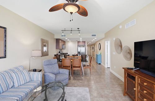 El Centro Beach Condo | Sterling Breeze 2306 - Grill on balcony!