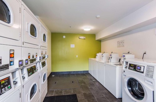 Southside Hotel | Studio 6 Extended Stay - Jacksonville, FL - South
