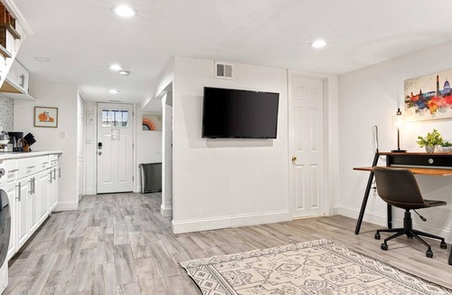 Kingman Park House | Studio Not Far from Capitol Hill, Walk to METRO