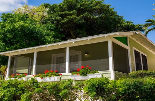 Captiva Hotel | Studio Stay | Beach Access | Tennis | Pickleball | Serenity Pool | Marina