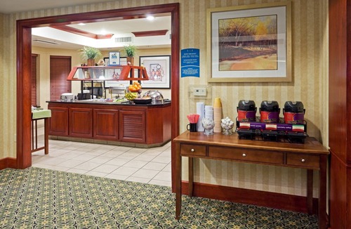 Cranbury Apartment | Studio Suite w/Kitchen | Free Breakfast Buffet!