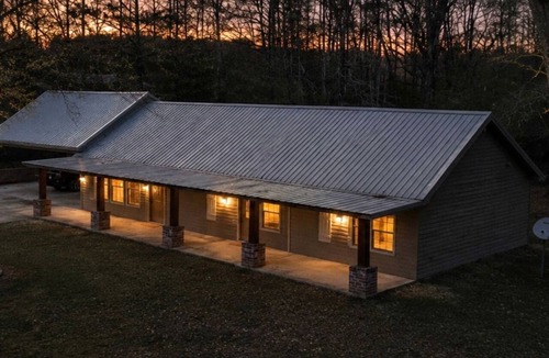 McCall Creek Cabin | Stunning Creek-side Cabin Rental for Family Friendly Stays in Liberty, Mississippi