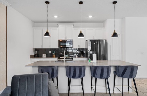 Kissimmee House | Stunning home at Storey Lake, close to Disney